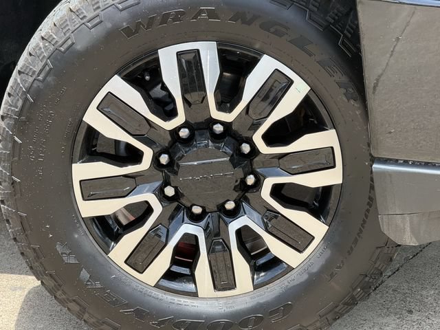Used 2020 GMC Sierra 3500 Denali w/ Denali Ultimate Package AWD/4WD image 6