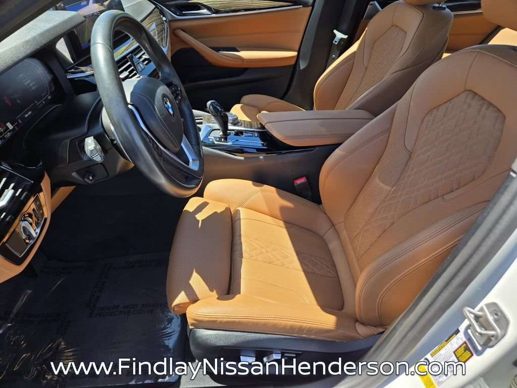 Used 2023 BMW 540i w/ Convenience Package RWD image 10