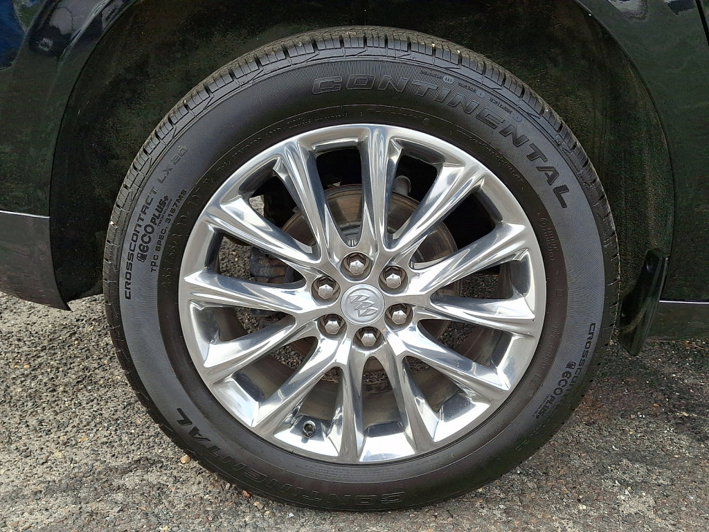 Used 2019 Buick Enclave Essence FWD image 7