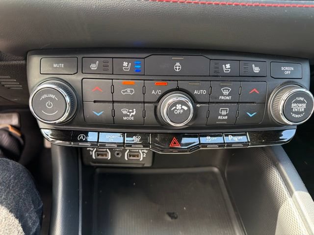 Used 2024 Dodge Durango GT AWD/4WD image 14