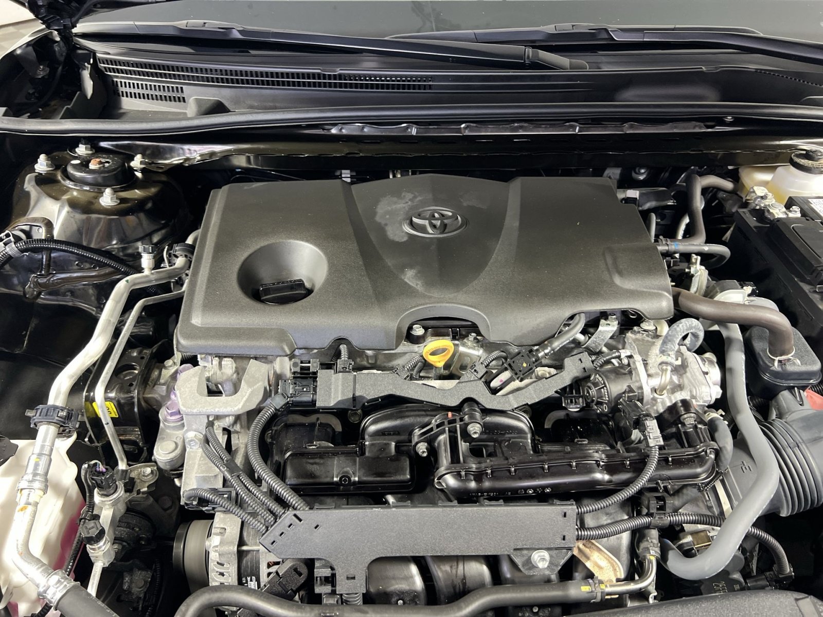Used 2023 Toyota Camry LE FWD image 29