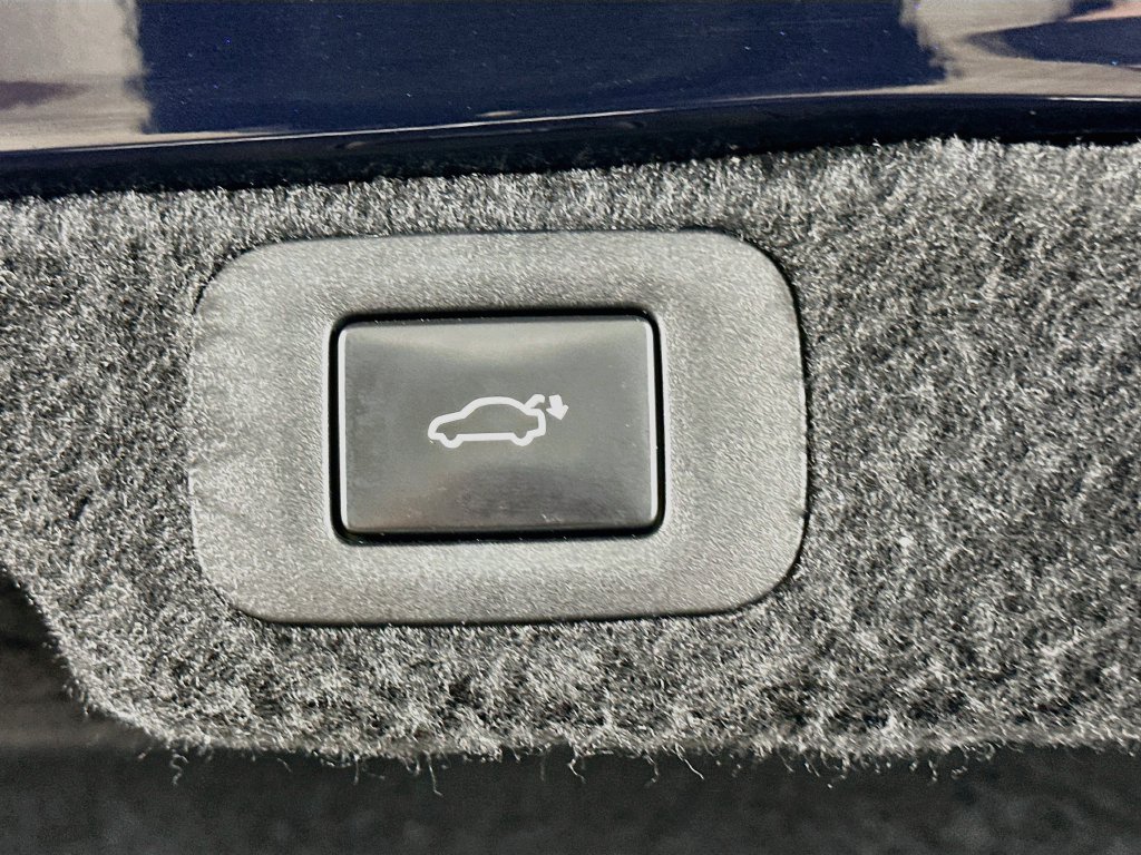 Used 2018 Lexus LS 500 AWD w/ Interior Upgrade Package image 33