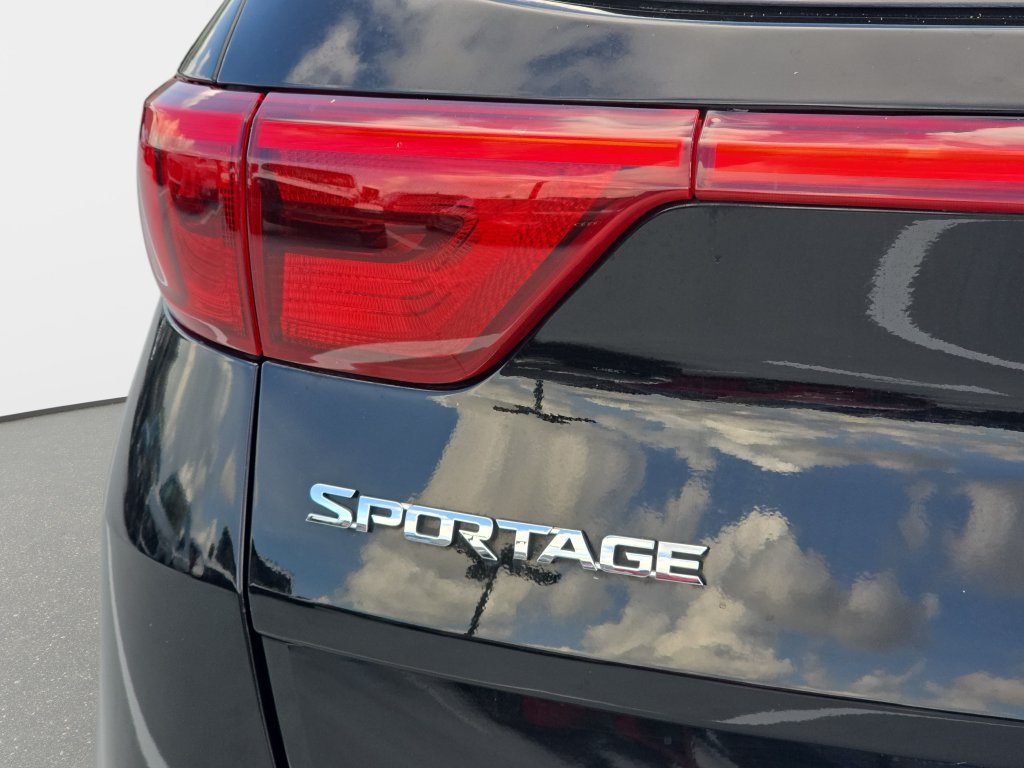 Used 2018 Kia Sportage EX w/ EX Premium Package FWD image 28