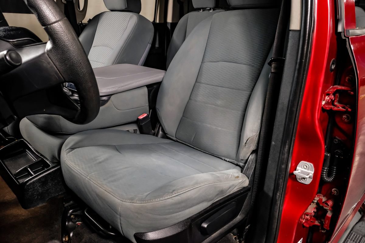 Used 2013 RAM 1500 Express RWD image 27