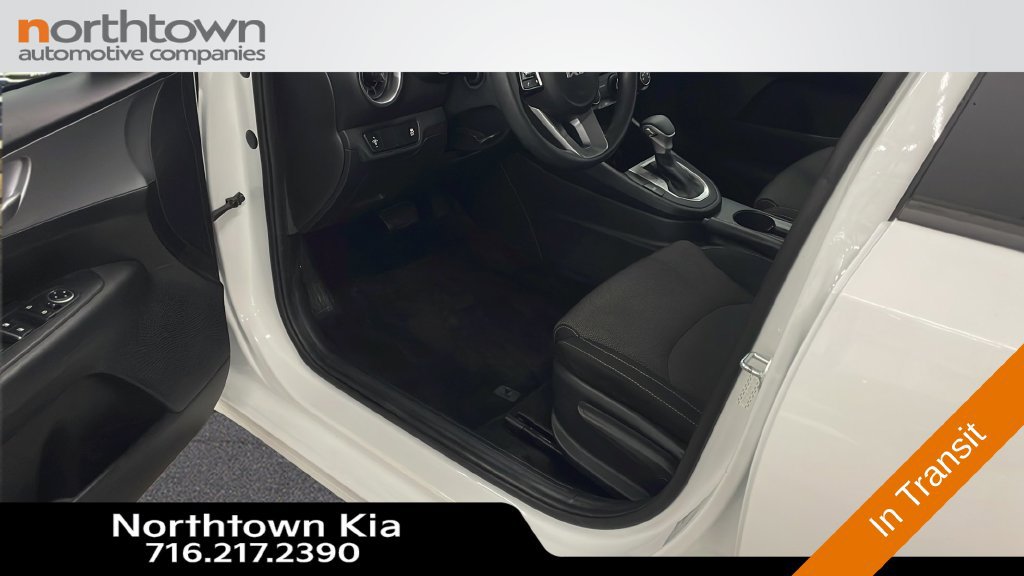 Used 2023 Kia Forte LXS FWD image 27