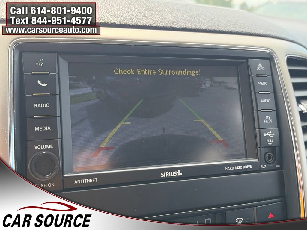 Used 2013 Jeep Grand Cherokee Laredo AWD/4WD image 23