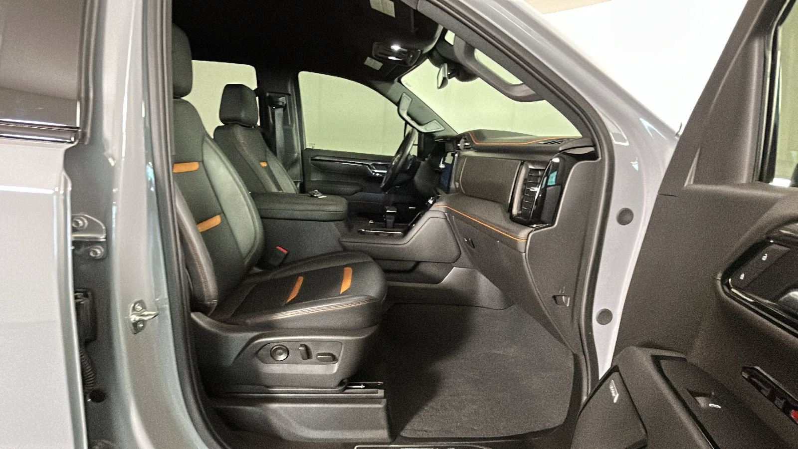 Used 2025 GMC Sierra 1500 AT4 AWD/4WD image 35