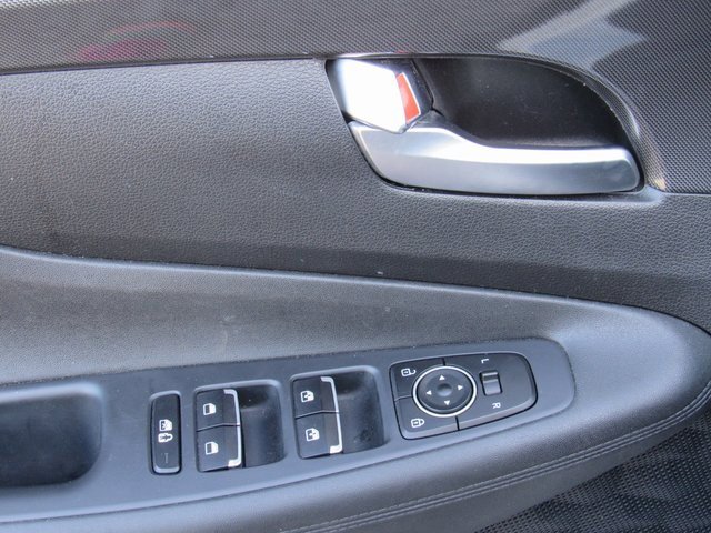 Used 2023 Hyundai Santa Fe SEL image 14