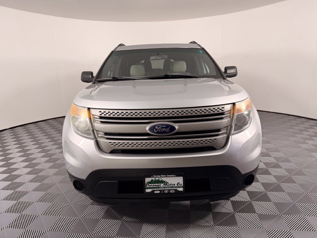 Used 2013 Ford Explorer 4WD w/ Class III Trailer Tow Pkg image 3