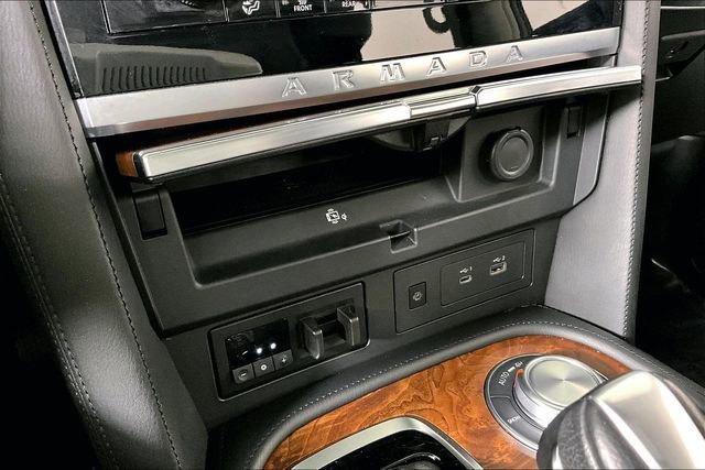 Used 2024 Nissan Armada SL w/ Captain's Chairs Package image 35