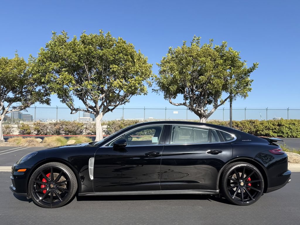 Used 2018 Porsche Panamera 4S Executive AWD/4WD image 3