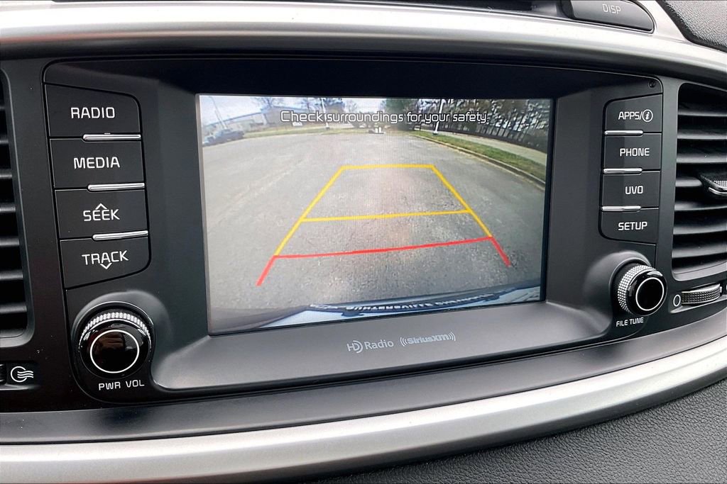Used 2017 Kia Sorento FWD w/ LX Convenience Package image 21
