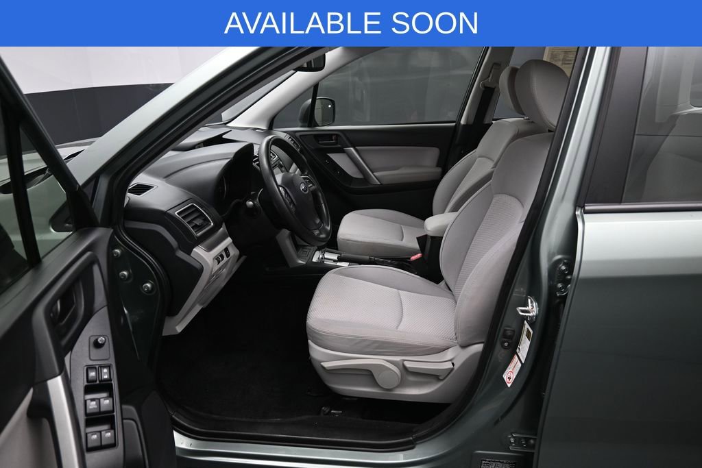 Used 2016 Subaru Forester 2.5i w/ Popular Package #2 AWD/4WD image 2