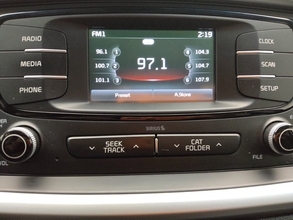 Used 2017 Kia Sorento LX FWD image 25