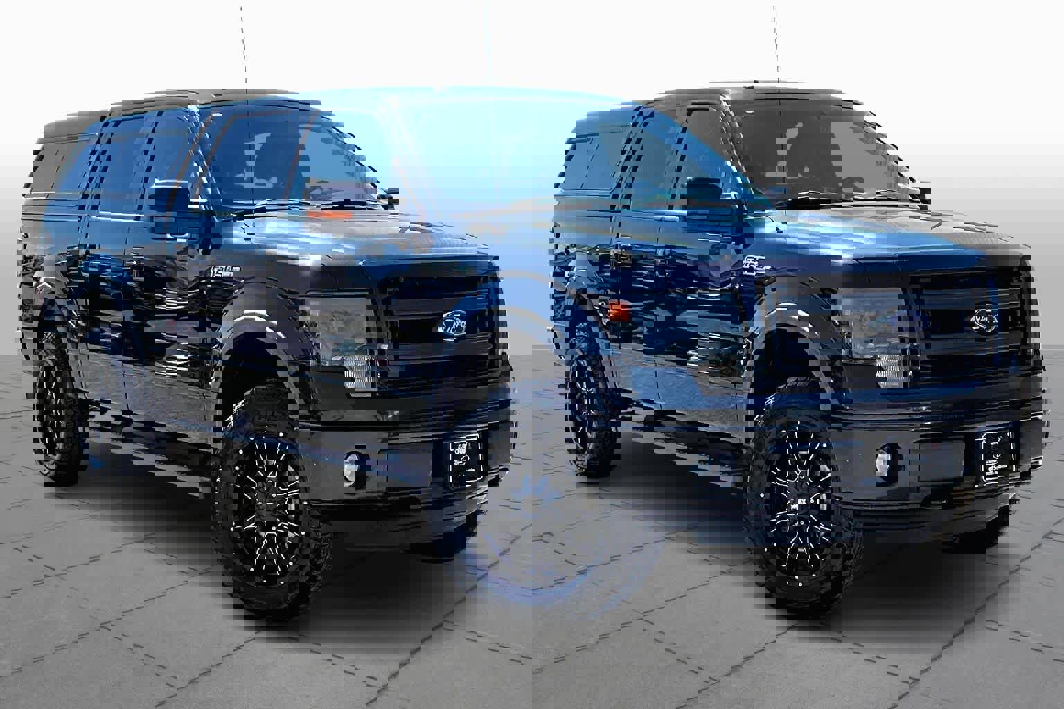 Used 2014 Ford F150 FX4 w/ Equipment Group 402A Luxury image 3