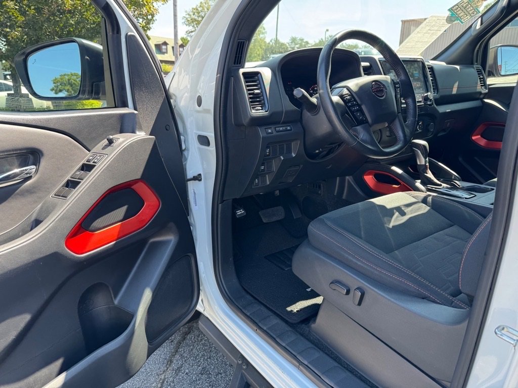 Certified 2022 Nissan Frontier Pro-X w/ Technology Package image 13