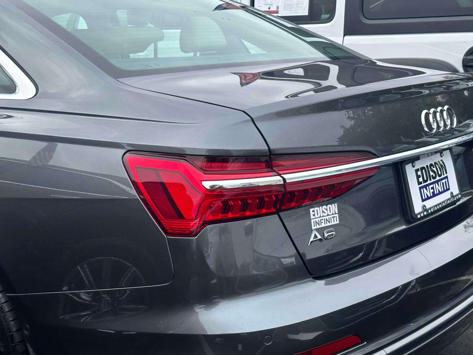 Used 2024 Audi A6 Premium Plus image 8