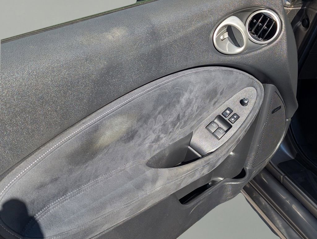 Used 2009 Nissan 370Z Touring image 14