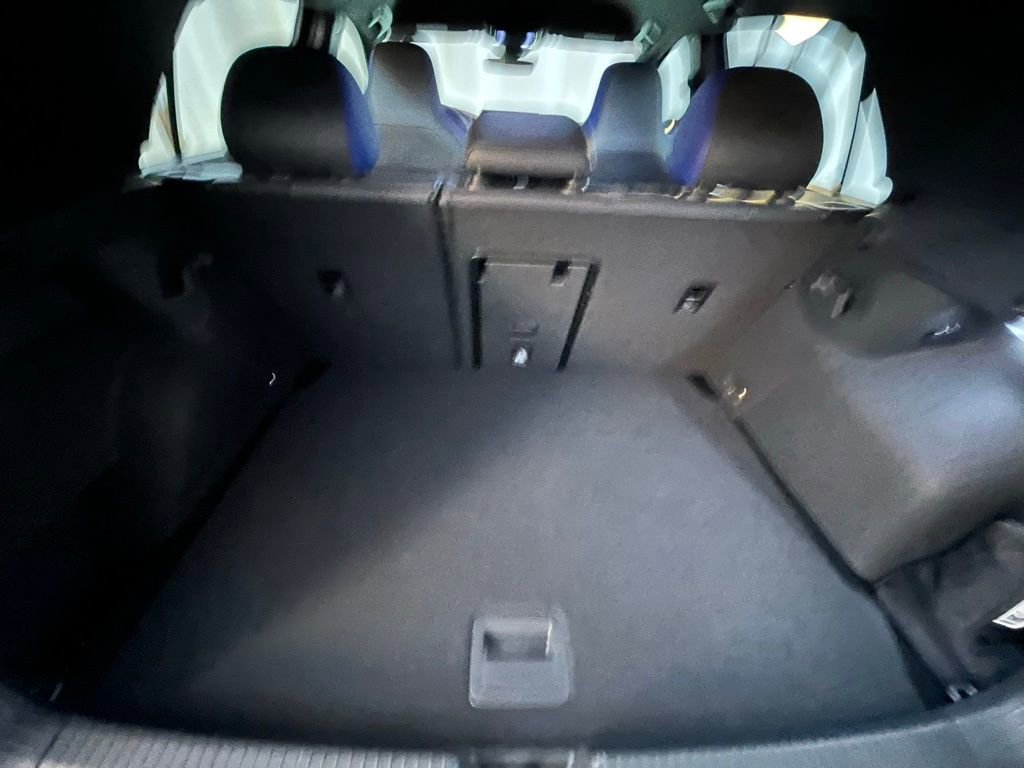 Certified 2025 Volkswagen Golf w/ Euro Stye Package image 28