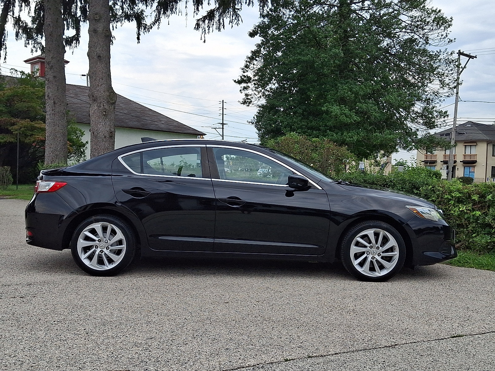 Used 2017 Acura ILX FWD image 7