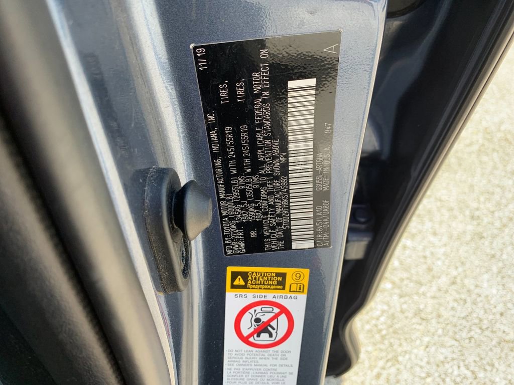 Used 2019 Toyota Highlander Limited image 38