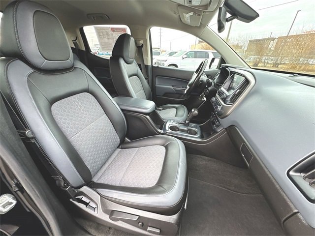 Used 2017 Chevrolet Colorado Z71 image 25