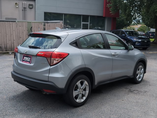 Used 2017 Honda HR-V LX image 5
