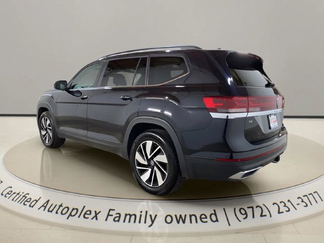Used 2026 Volkswagen Atlas SE FWD image 3