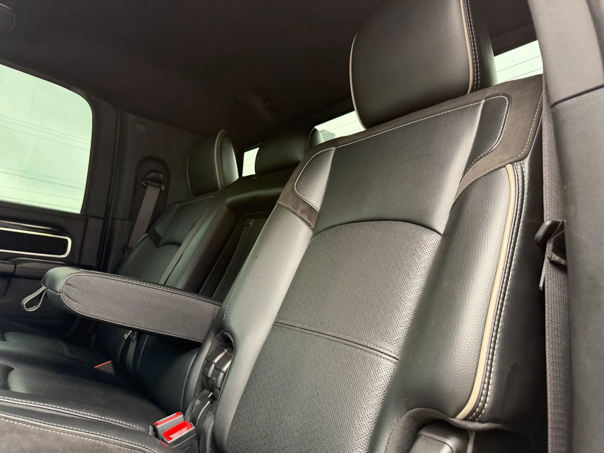 Used 2022 RAM 2500 Laramie AWD/4WD image 25