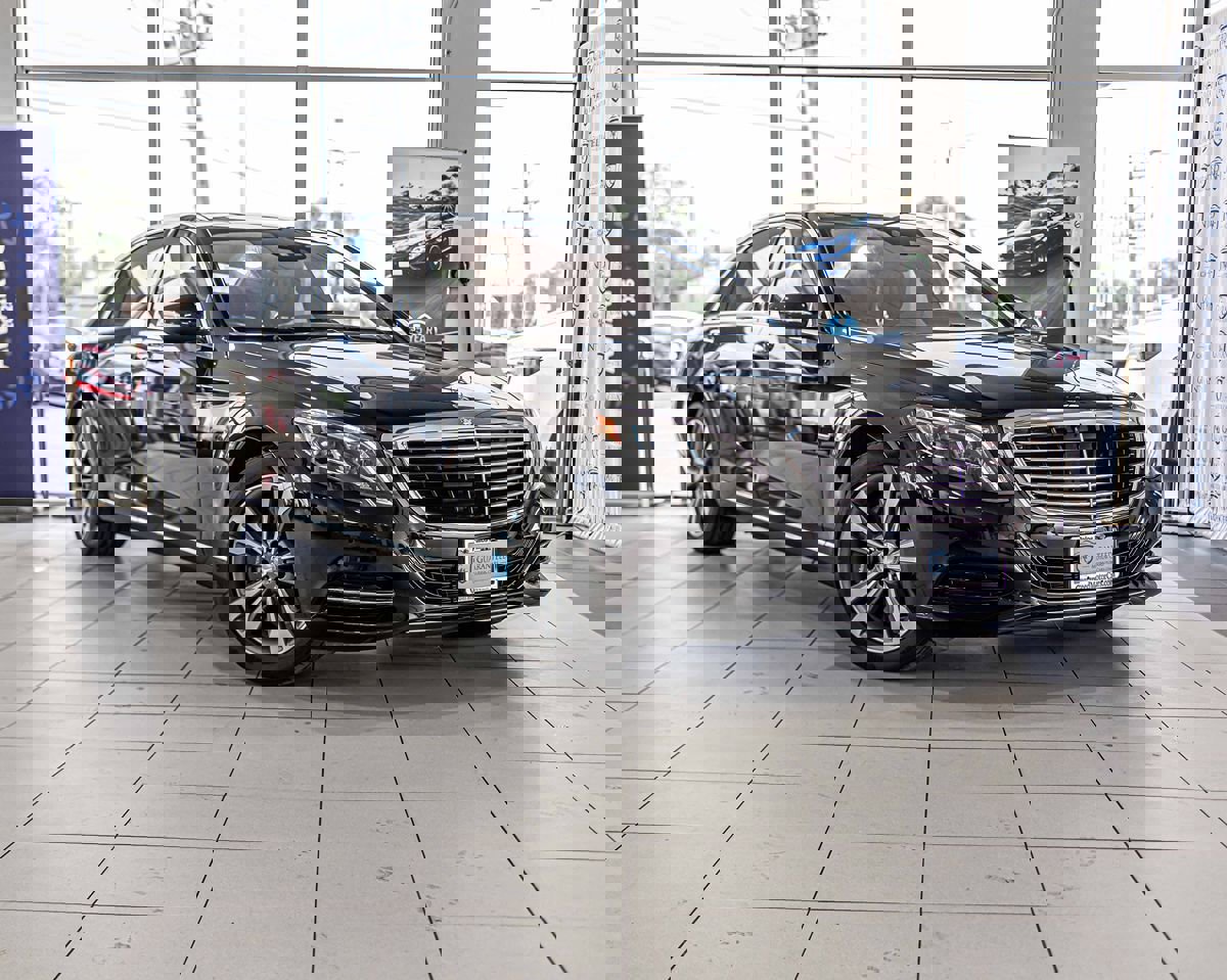 Used 2017 Mercedes-Benz S 550e Sedan w/ Premium Package image 6