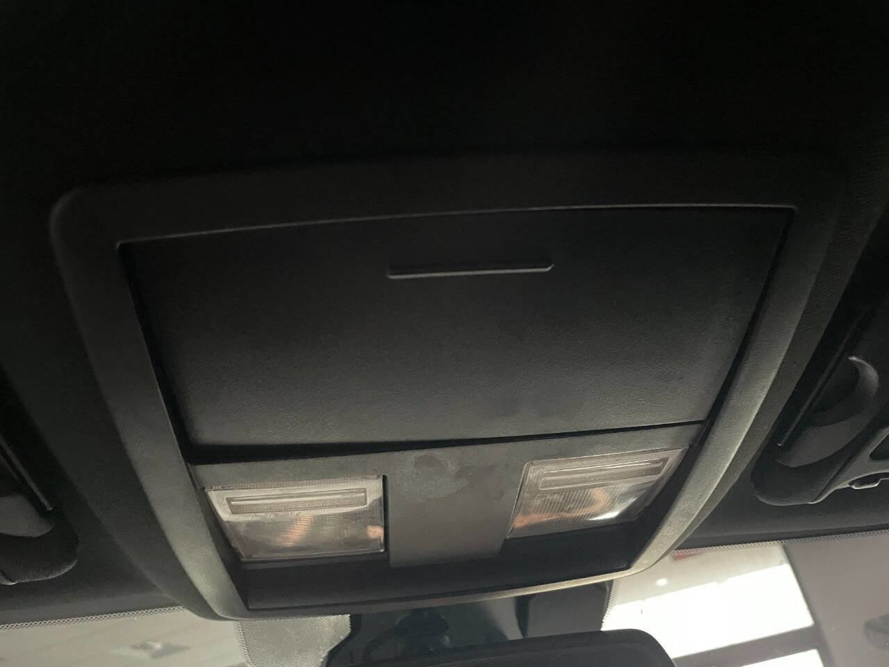 Used 2019 Dodge Challenger SXT image 36