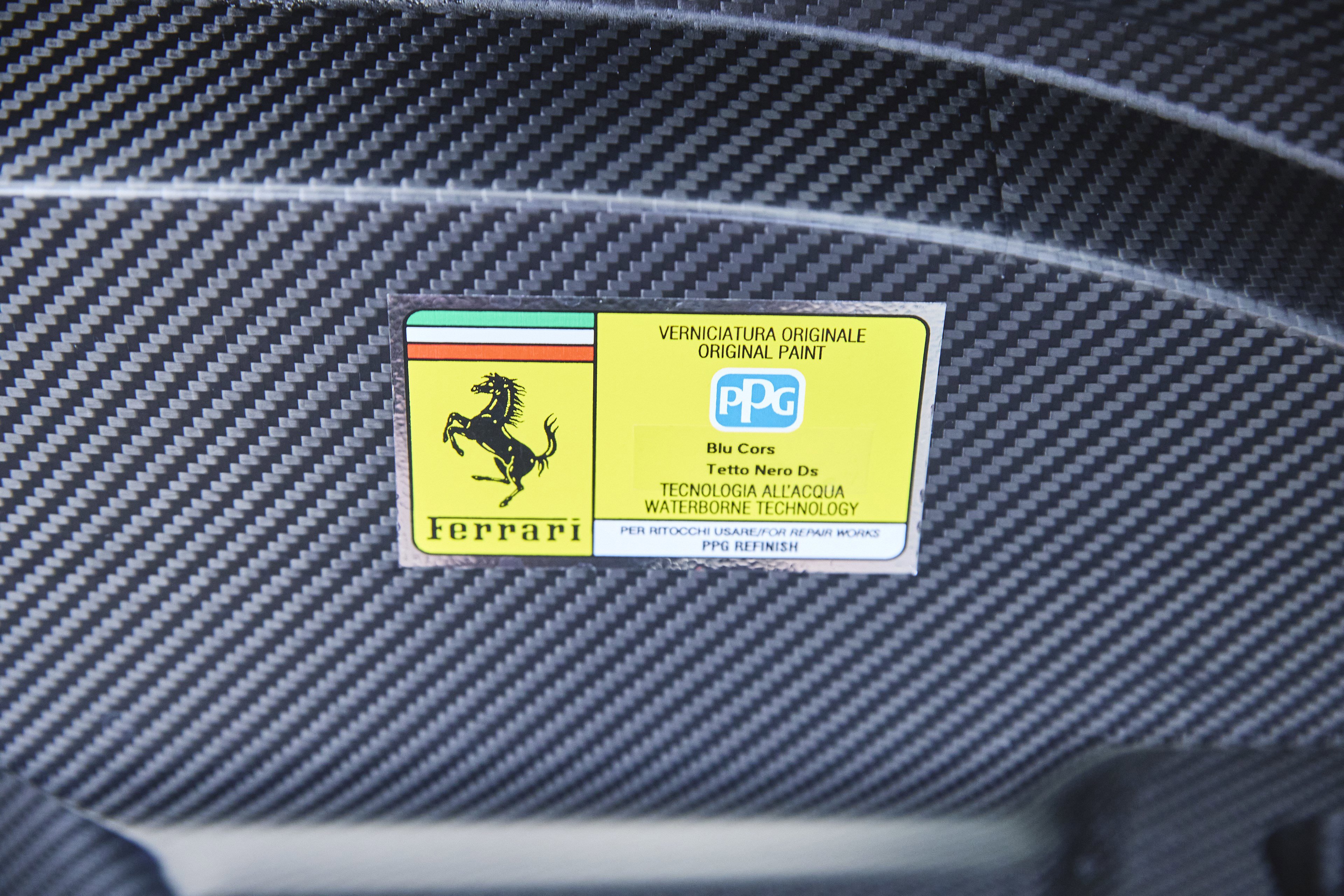 Used 2023 Ferrari SF90 Spider image 20