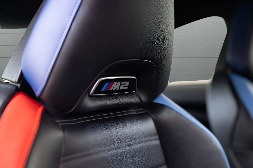 Used 2023 BMW M2 w/ Lighting Package RWD image 53