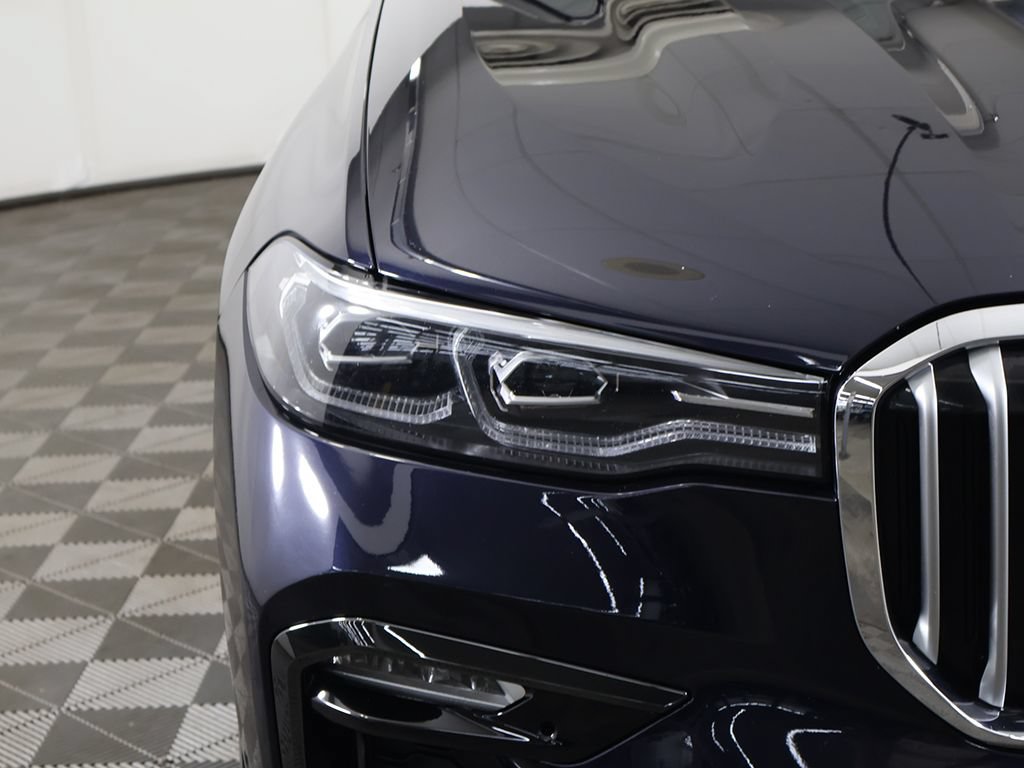 Used 2019 BMW X7 xDrive40i w/ M Sport Package AWD/4WD image 18