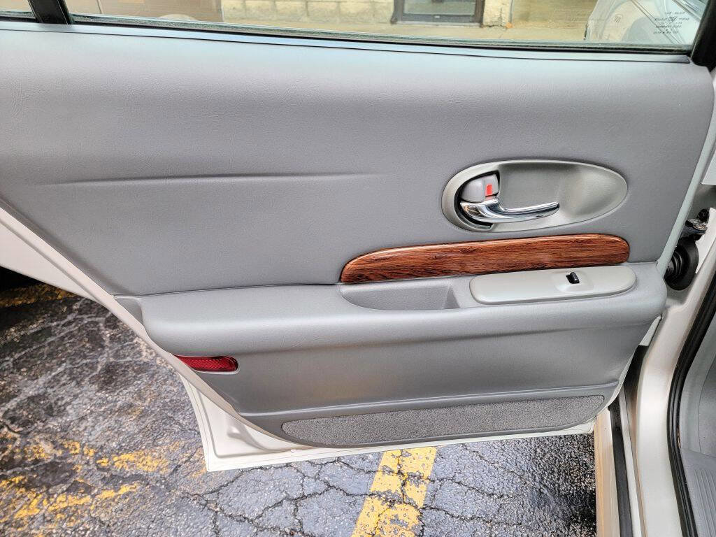 Used 2005 Buick Le Sabre Custom image 27