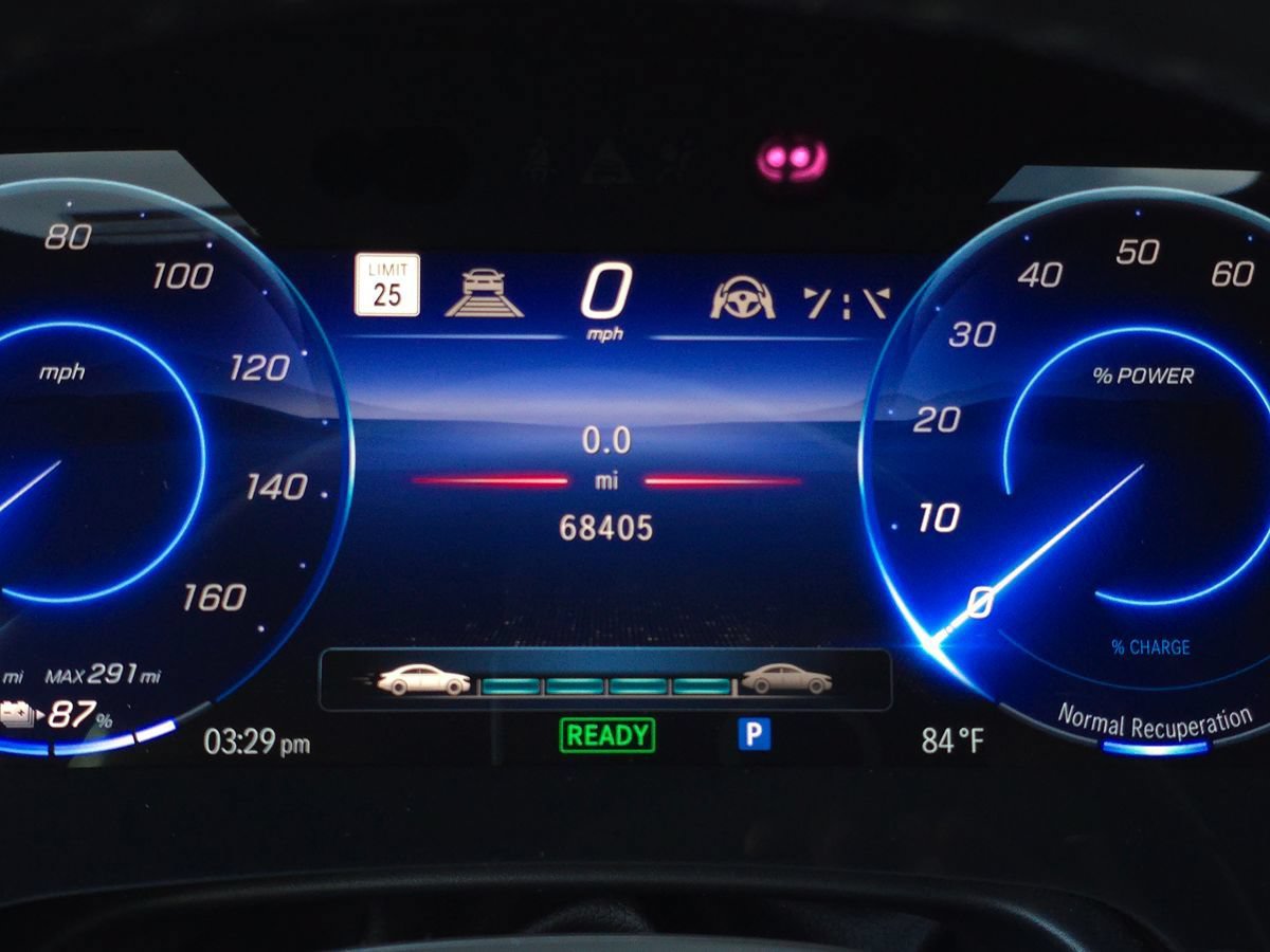 Used 2022 Mercedes-Benz EQS 580 4MATIC Sedan w/ Exclusive Trim Package image 36