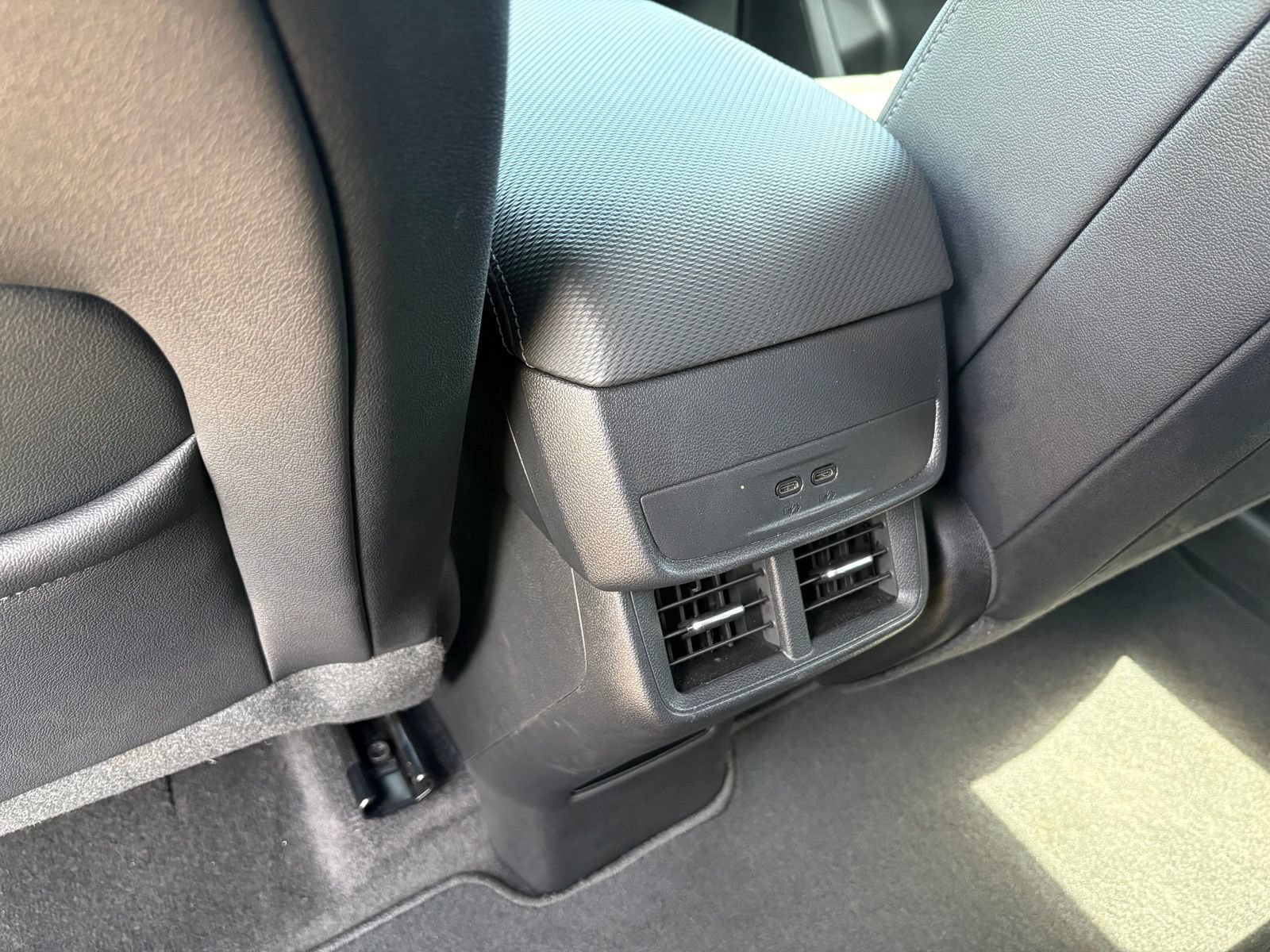 Used 2025 Chevrolet Equinox LT w/ Convenience Package II AWD/4WD image 32