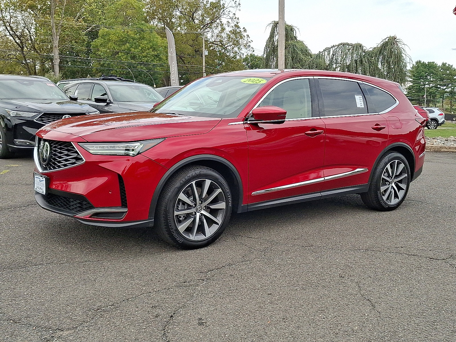 Certified 2025 Acura MDX SH-AWD w/ Technology Package image 3