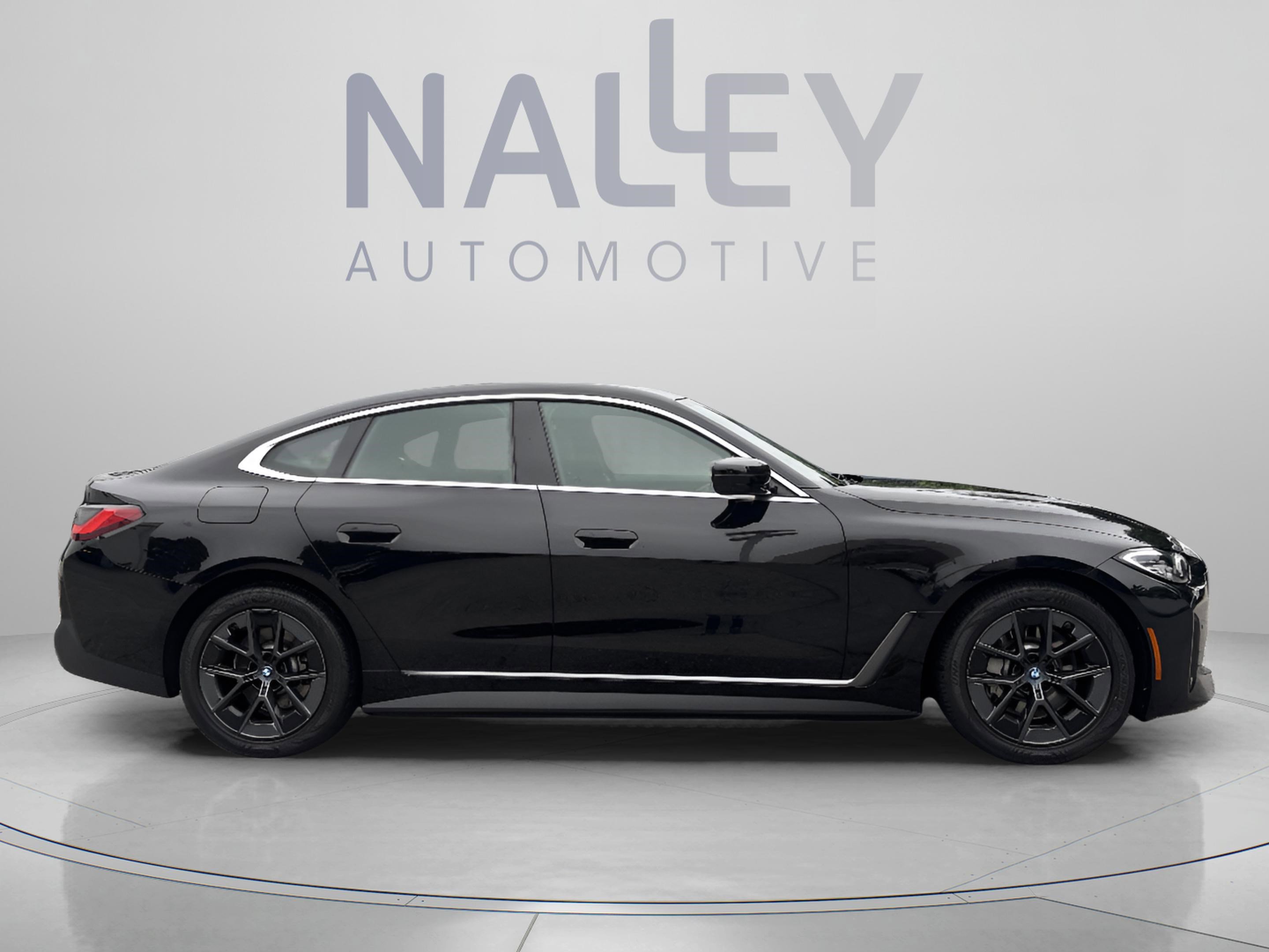 Used 2023 BMW i4 eDrive35 w/ Premium Package RWD image 6