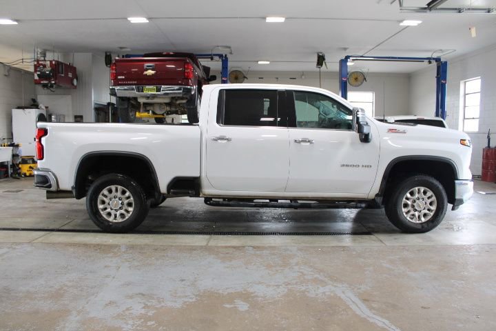 Used 2025 Chevrolet Silverado 2500 LTZ w/ LTZ Premium Package AWD/4WD image 13