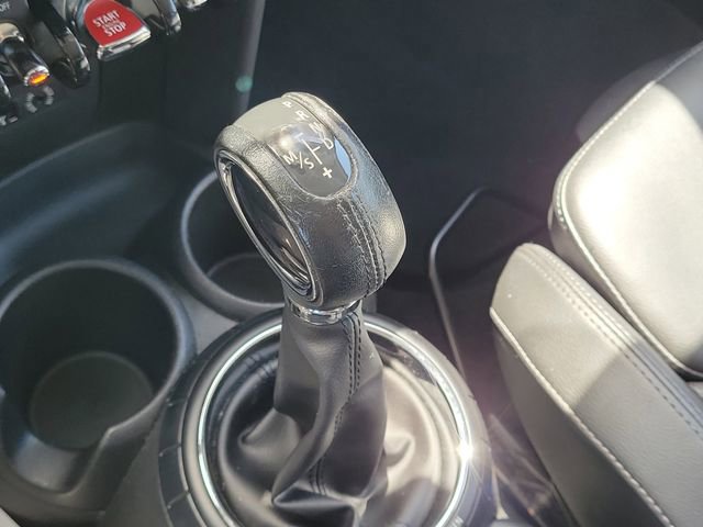 Used 2017 MINI Cooper 4-Door Hardtop FWD image 28