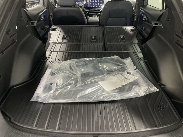 New 2026 Chevrolet Equinox EV LT w/ LPO, All-Weather Mat Package FWD image 25