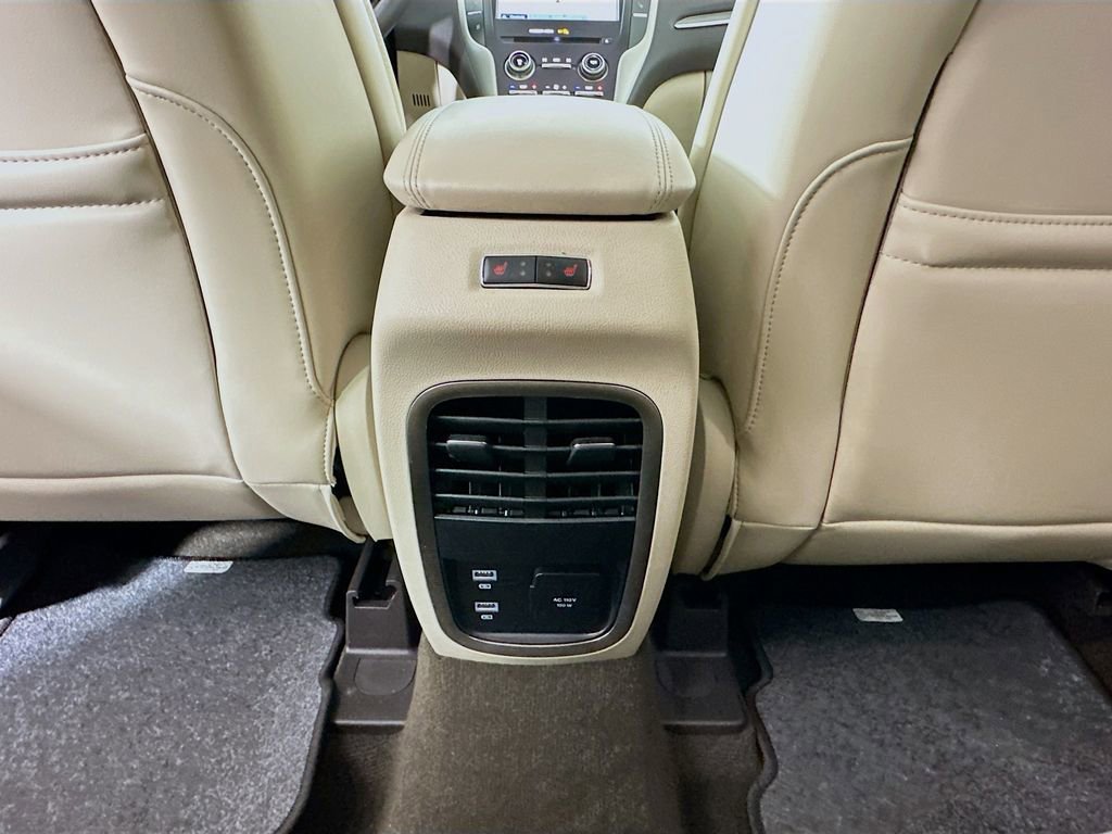 Used 2019 Lincoln MKC Reserve w/ MKC Technology Package image 27