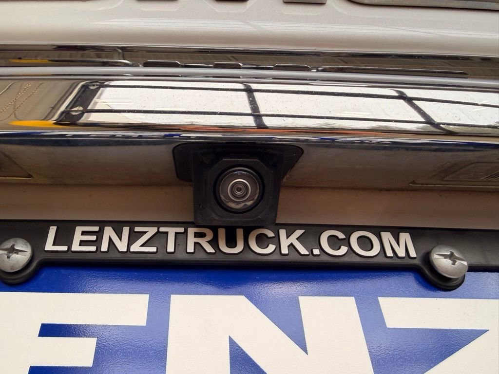 Used 2022 GMC Terrain SLT w/ Infotainment Package II AWD/4WD image 7