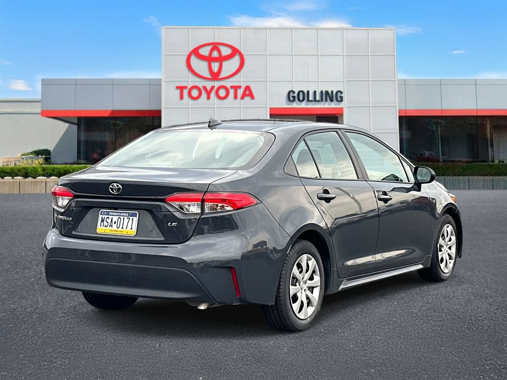 Used 2025 Toyota Corolla LE FWD image 5