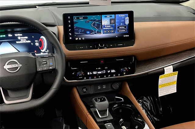 New 2026 Nissan Rogue Platinum image 7