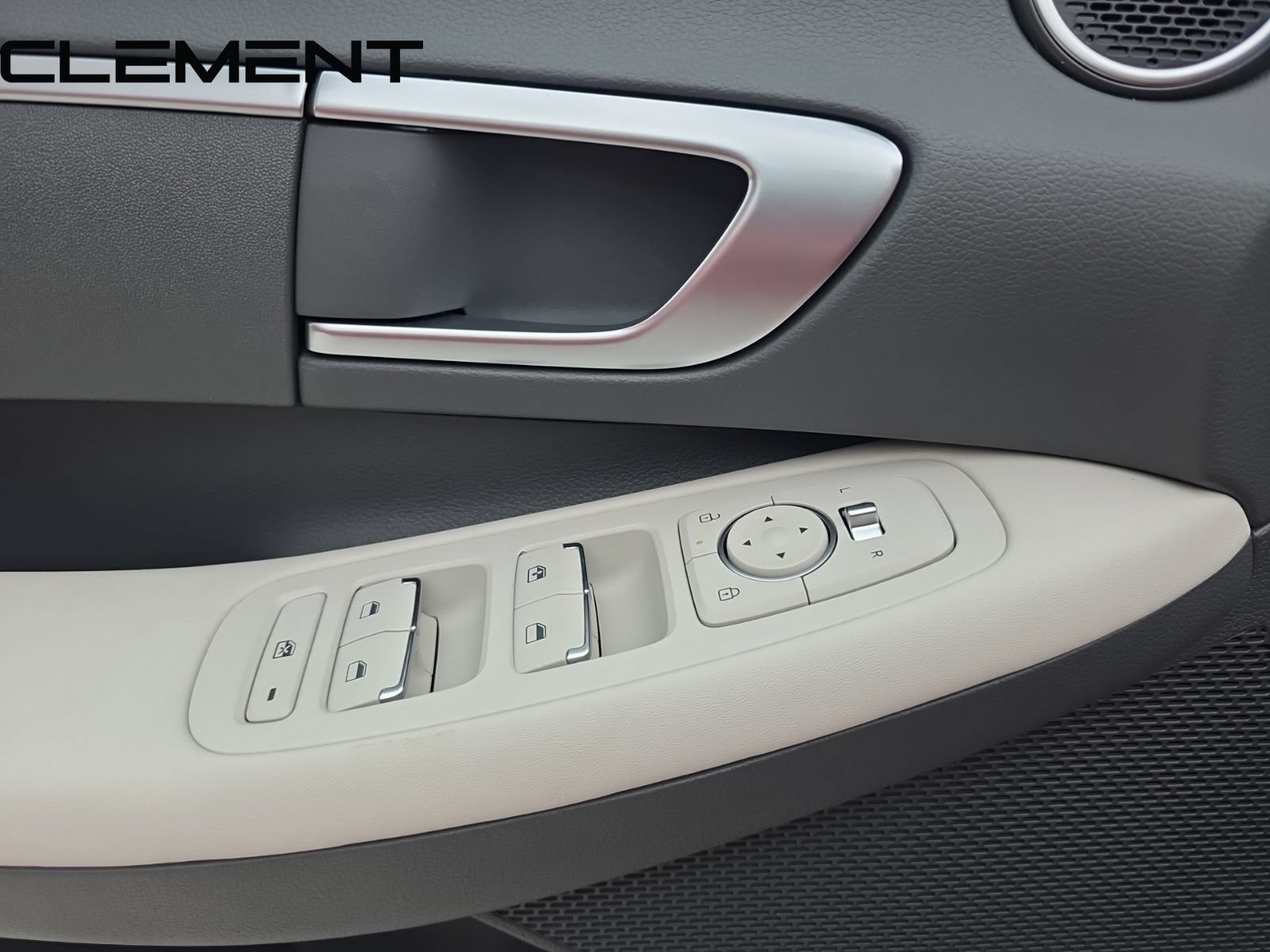Certified 2025 Hyundai Sonata SE FWD image 25