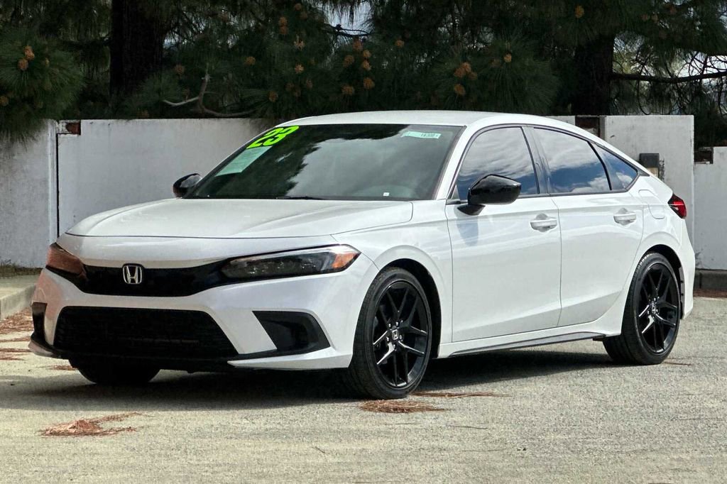 Used 2023 Honda Civic Sport image 8