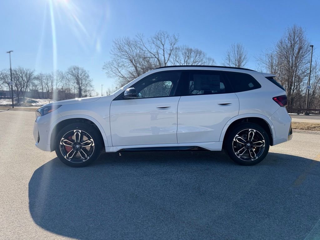 New 2026 BMW X1 xDrive28i w/ Technology Package image 3