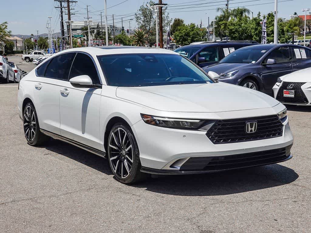 Used 2024 Honda Accord Touring image 3